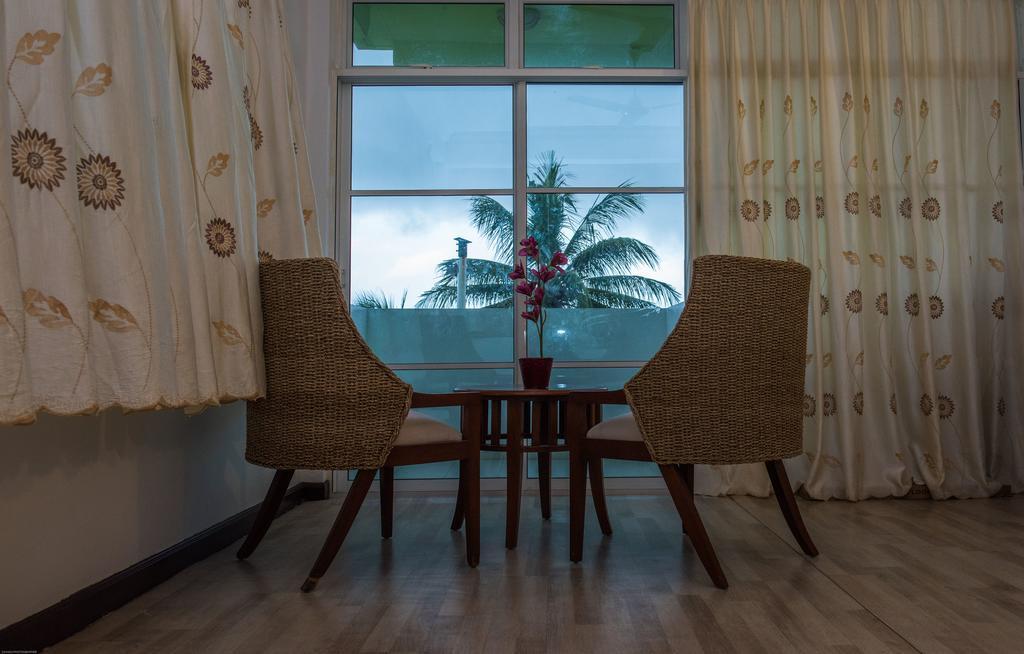 Rivers Beach & Spa Hulhumalé Exteriér fotografie